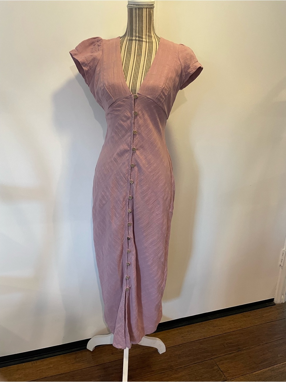 Free People Midi Dress “New In Town” in color Lilac